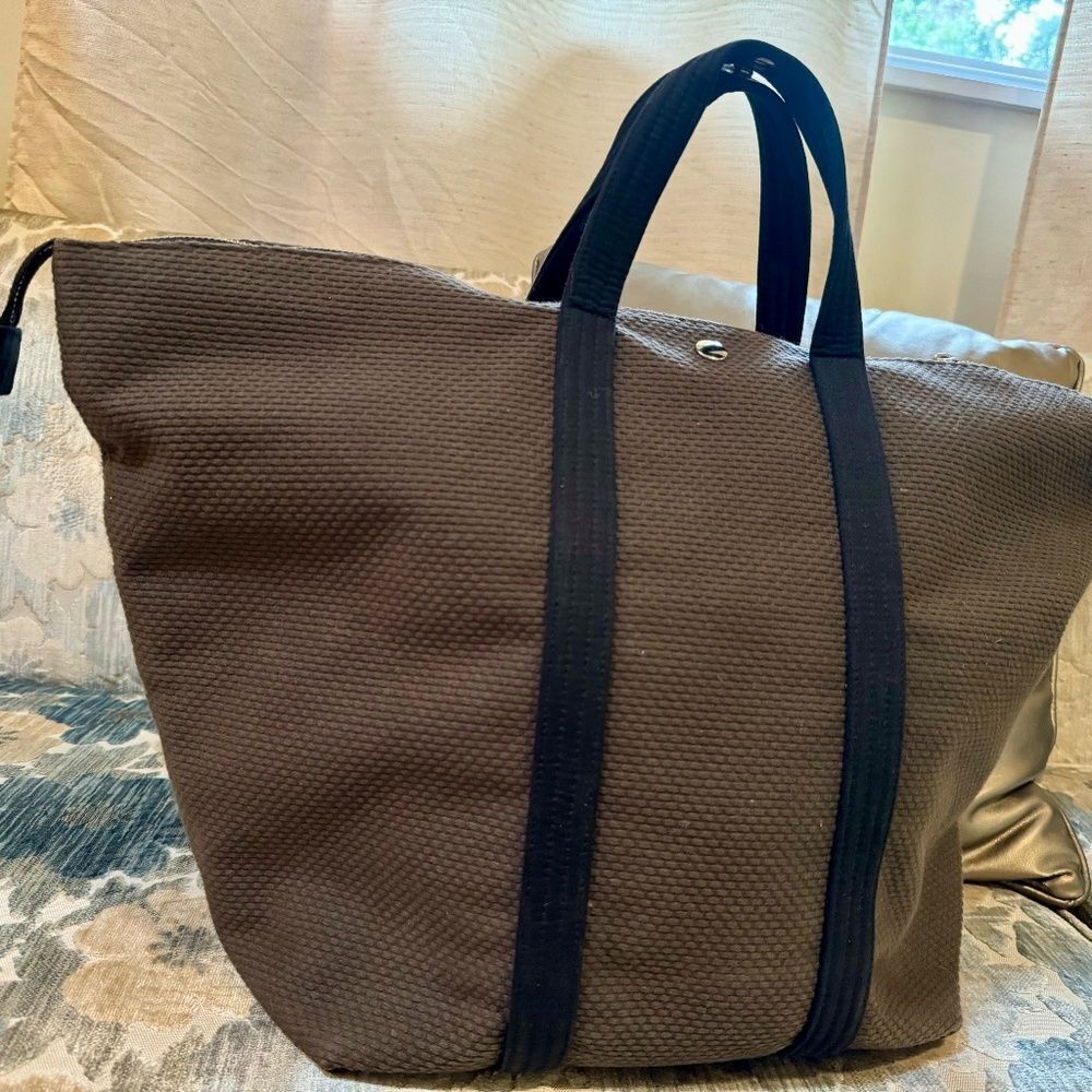 CABAS LARGE TOTE IN BROWN - Picture 4 of 13